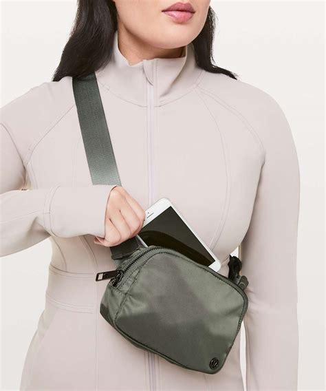 lululemon belt bag outlet